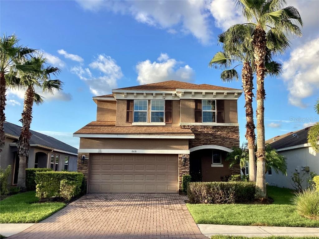 8418 Nandina Dr., Sarasota, FL 34240