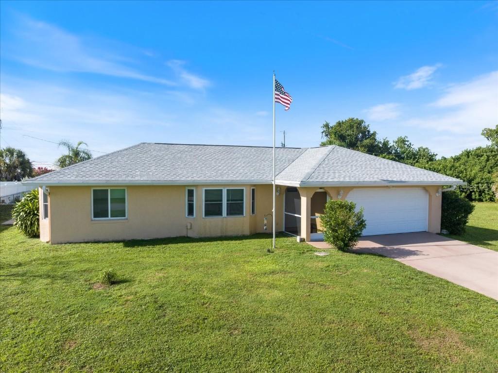 22285 Columbus Ave., Port Charlotte, FL 33954