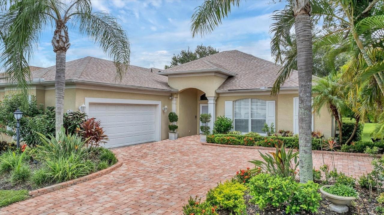 7906 Ashley Cir., University Park, FL 34201