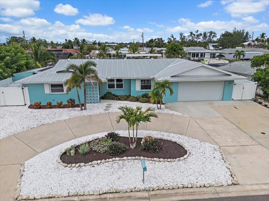 10116 E Spoonbill Rd., Bradenton, FL 34209