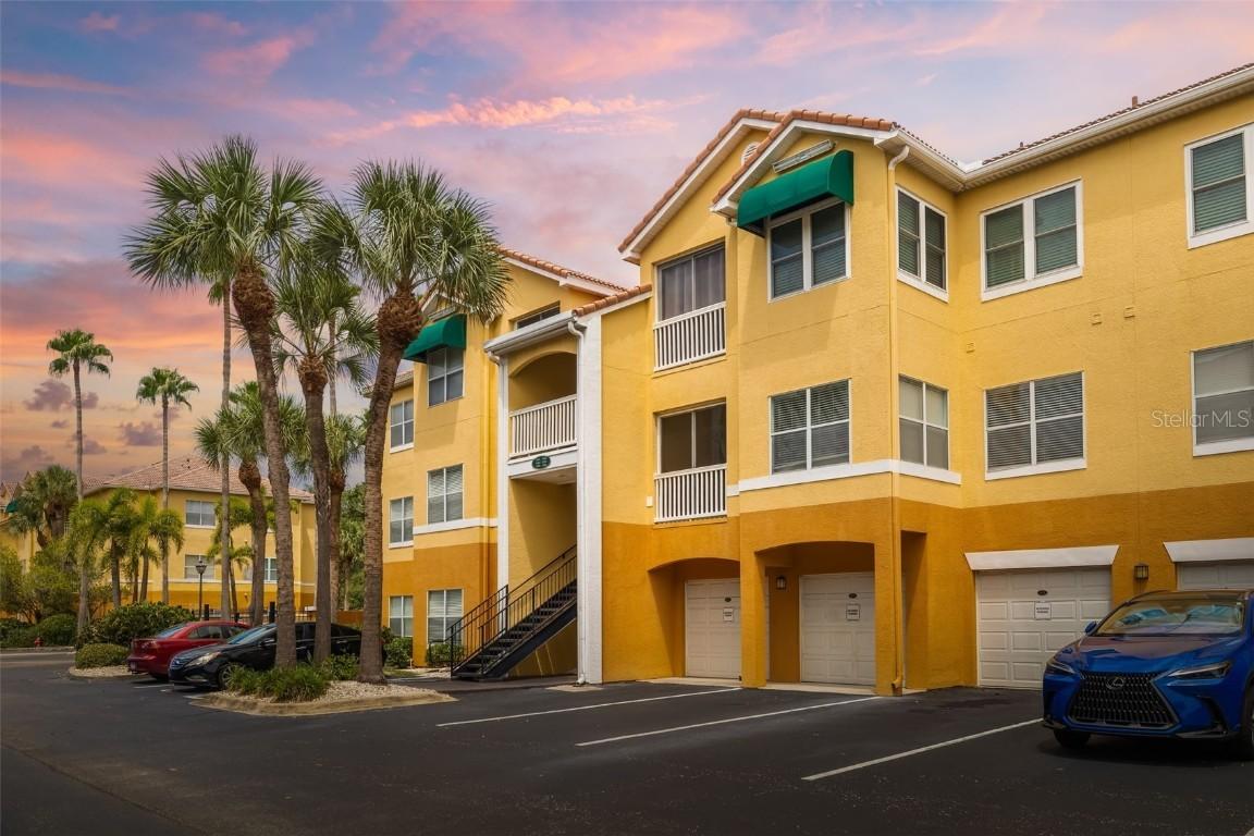 10764 70th Ave. #1304, Seminole, FL 33772