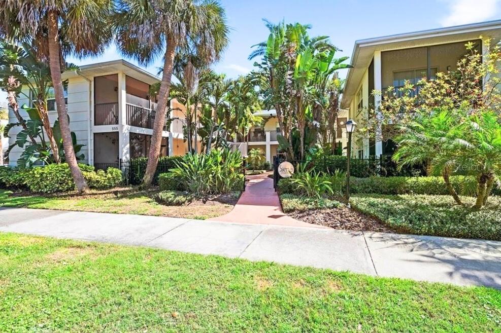 224 6th Ave. #7, St Petersburg, FL 33701