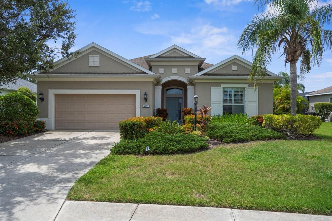 4720 Claremont Park Dr., Bradenton, FL 34211