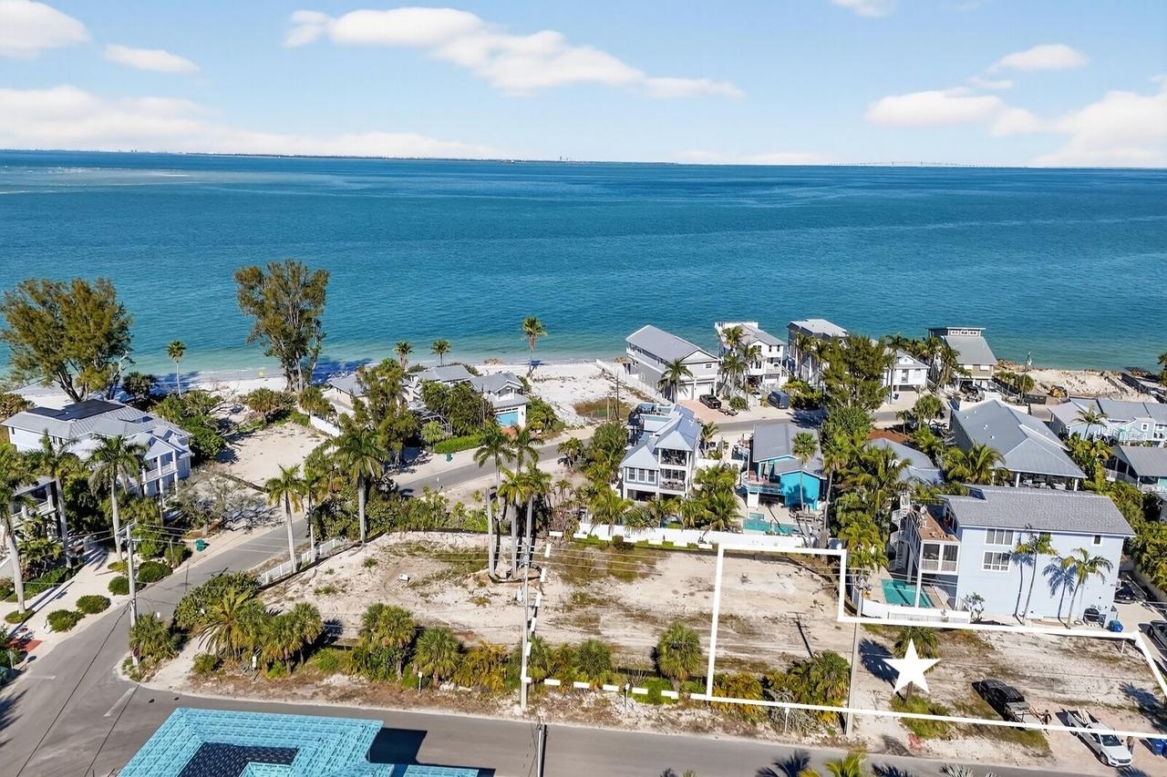 812 N Bay Blvd., Anna Maria, FL 34216
