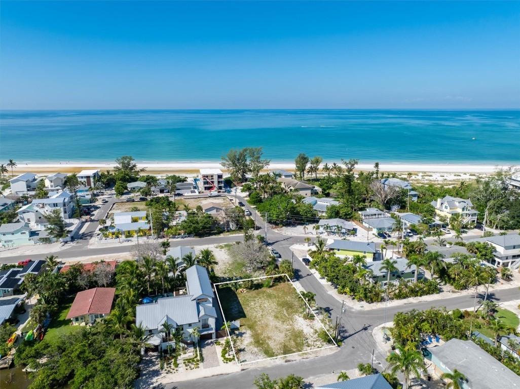 607 Jacaranda Rd., Anna Maria, FL 34216