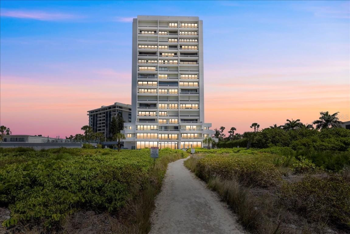 5400 Ocean Blvd. #6-4, Sarasota, FL 34242