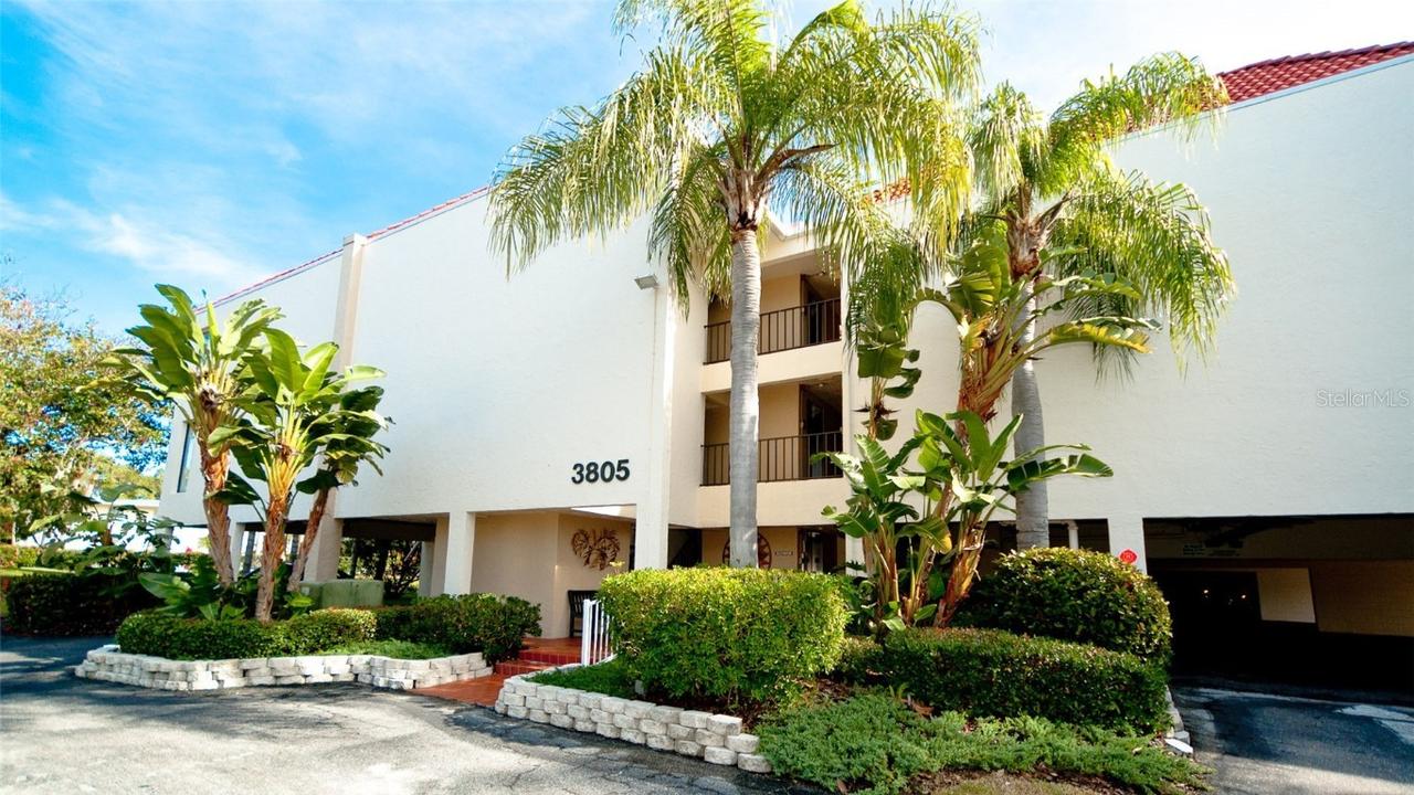 3805 E Bay Dr. #204, Holmes Beach, FL 34217