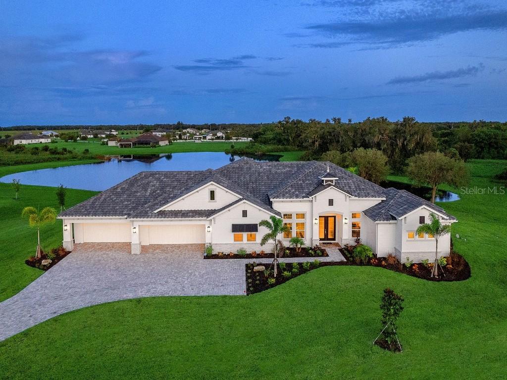3582 Recurve Cir., Sarasota, FL 34240