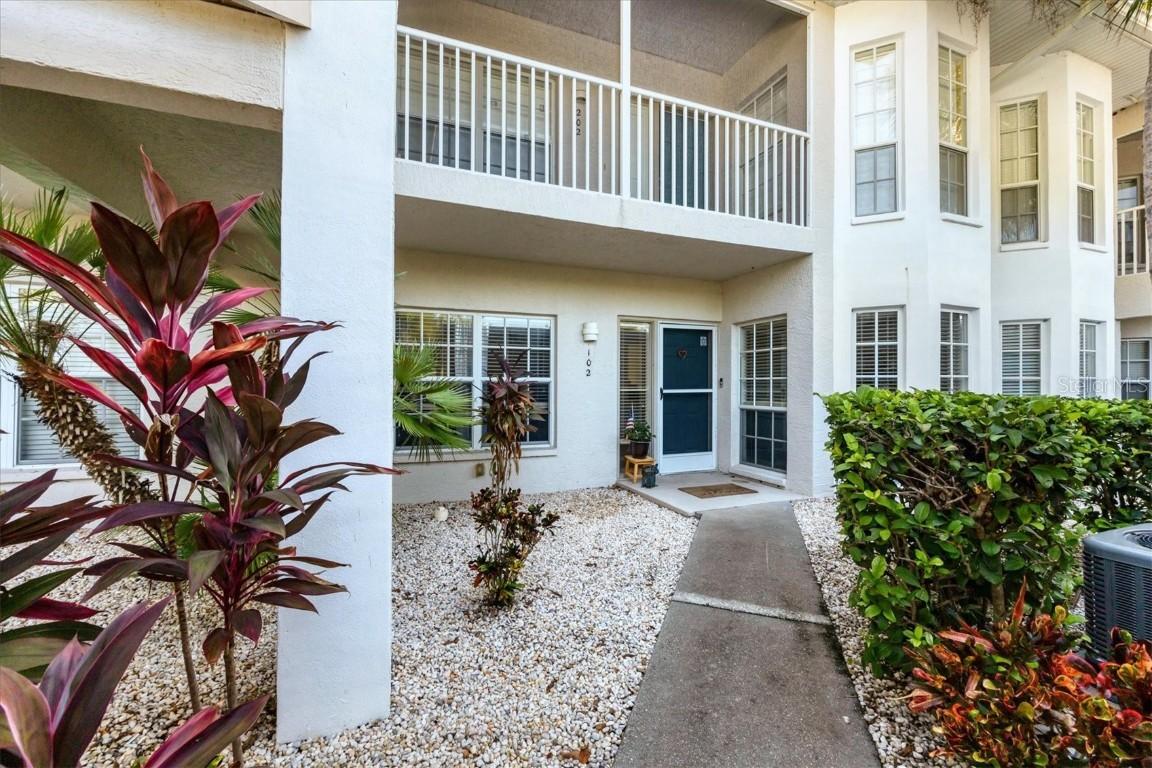 432 Sunset Lake Blvd. #102, Venice, FL 34292