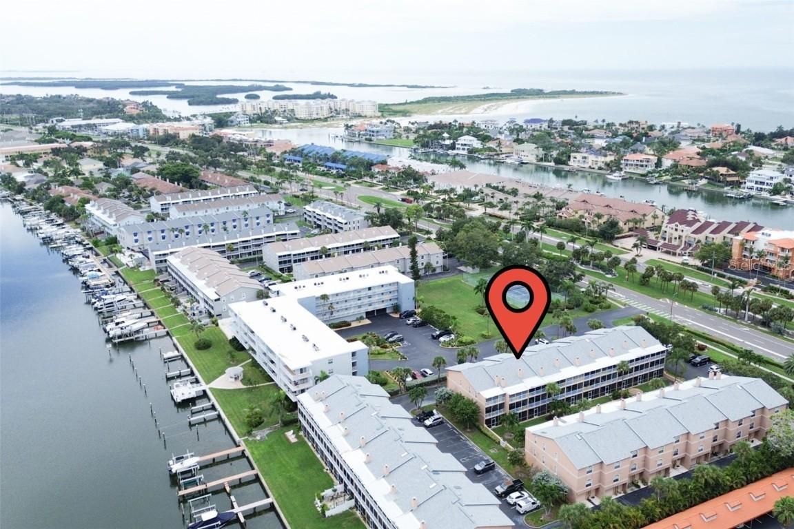 637 Pinellas Bayway #204, Tierra Verde, FL 33715