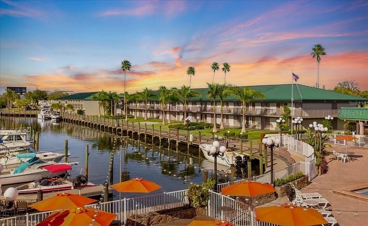 7150 N Tamiami Tr. #S615, Sarasota, FL 34243