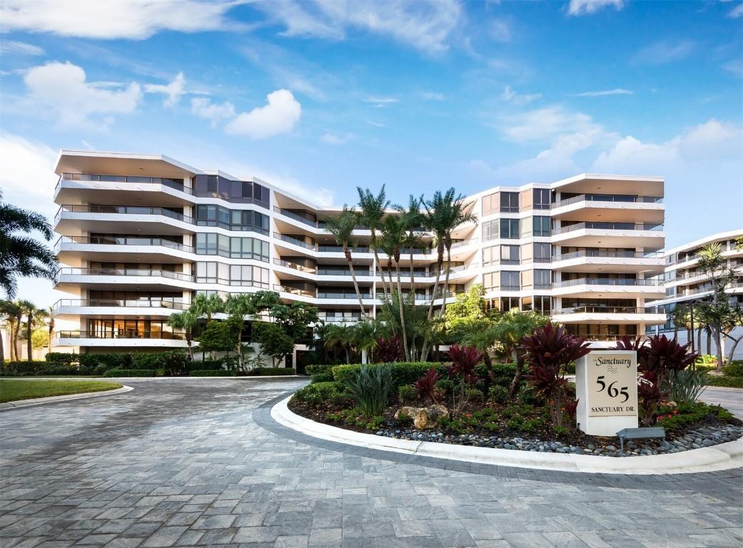 565 Sanctuary Dr. #B106, Longboat Key, FL 34228