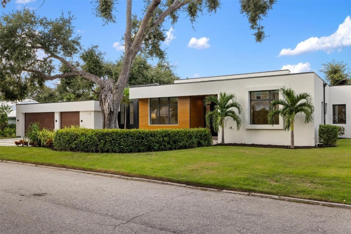 1873 Rose St., Sarasota, FL 34239