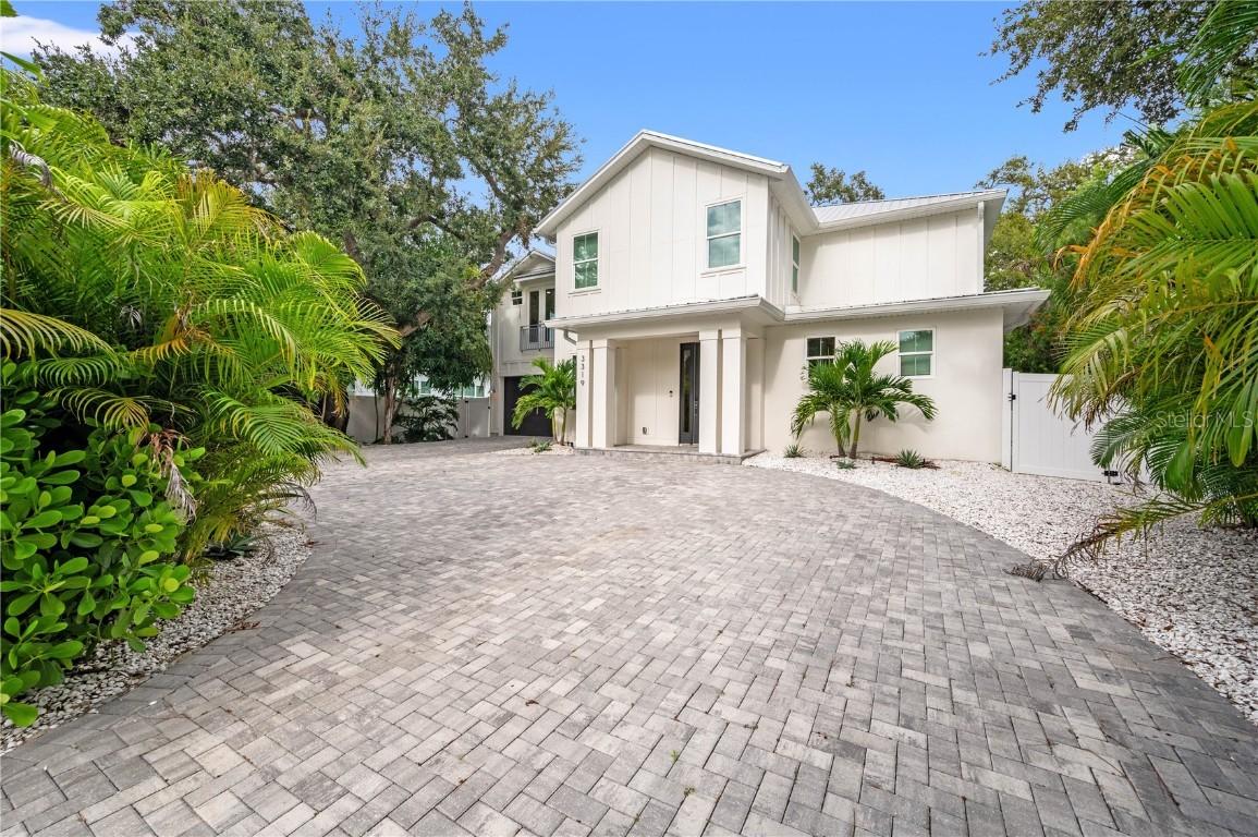 3319 S Osprey Ave., Sarasota, FL 34239