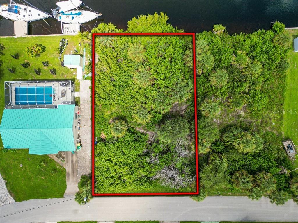 18326 Van Nuys Cir., Port Charlotte, FL 33948
