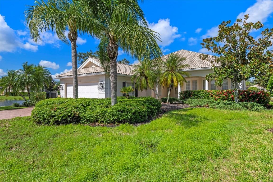 5791 Girona Pl., Sarasota, FL 34238