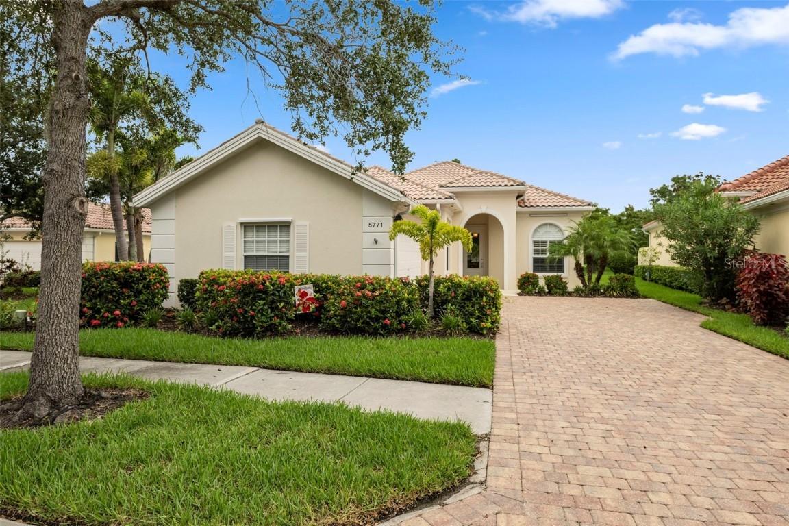 5771 Wilena Pl., Sarasota, FL 34238