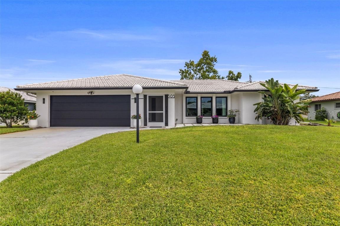 305 Angelico Dr., Nokomis, FL 34275