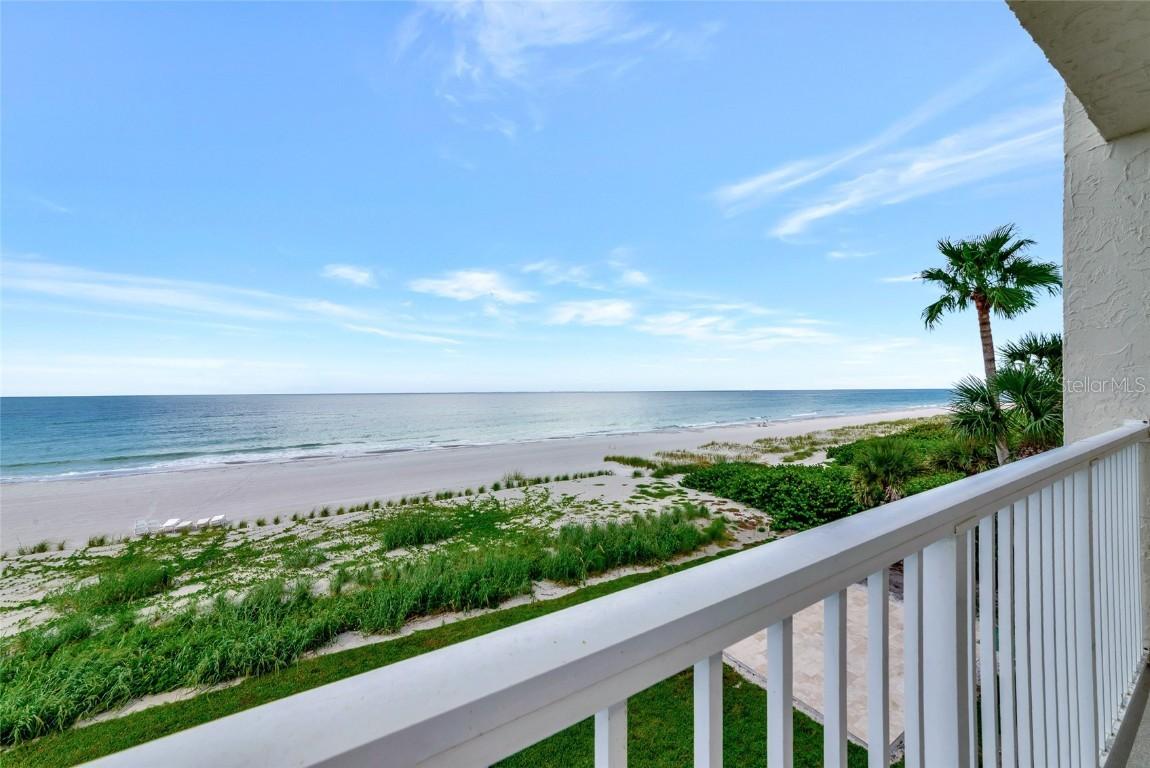 4485 Gulf Of Mexico Dr. #402, Longboat Key, FL 34228