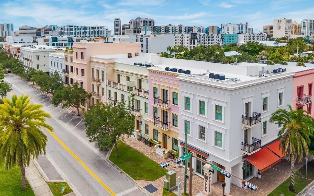 555 N Orange Ave. #207, Sarasota, FL 34236