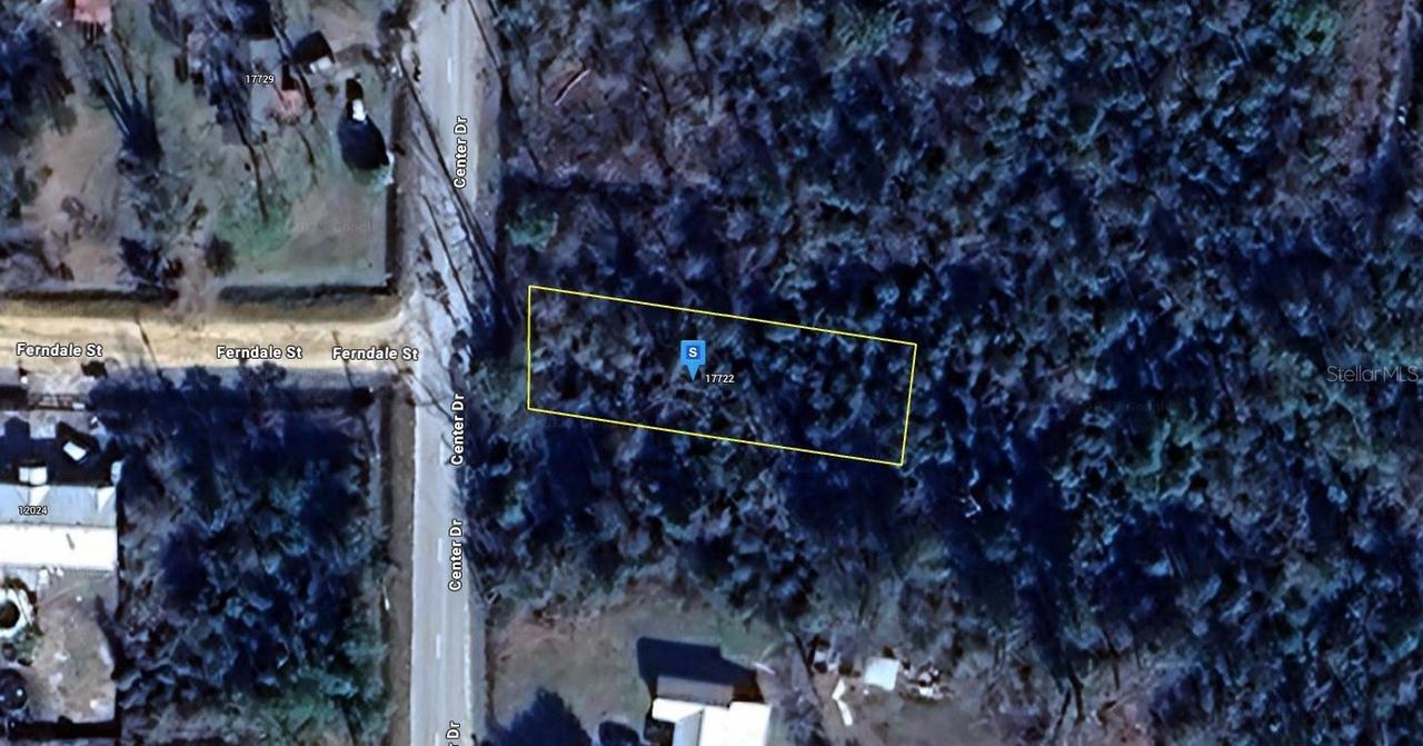 17722 Center Dr., Fountain, FL 32438
