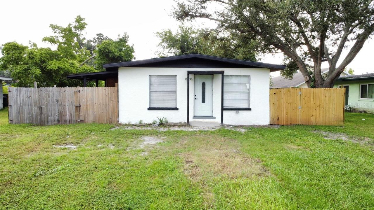 3523 16th Street Ct., Bradenton, FL 34208