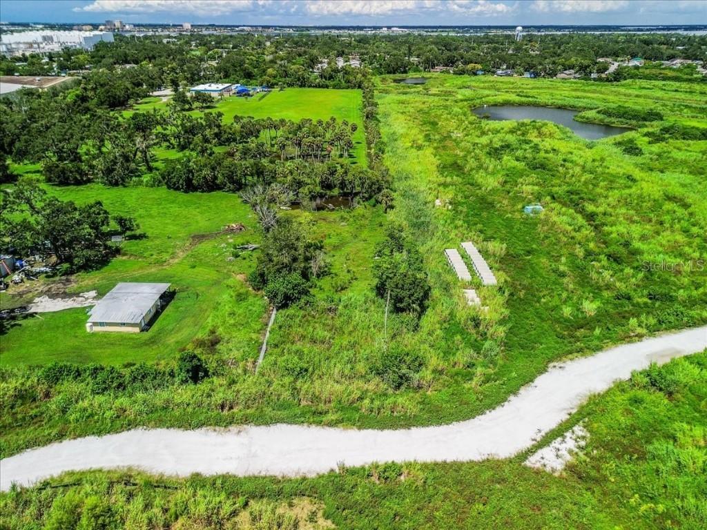 2111 15th St., Bradenton, FL 34208