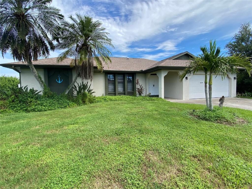 10194 Thames Ave., Englewood, FL 34224