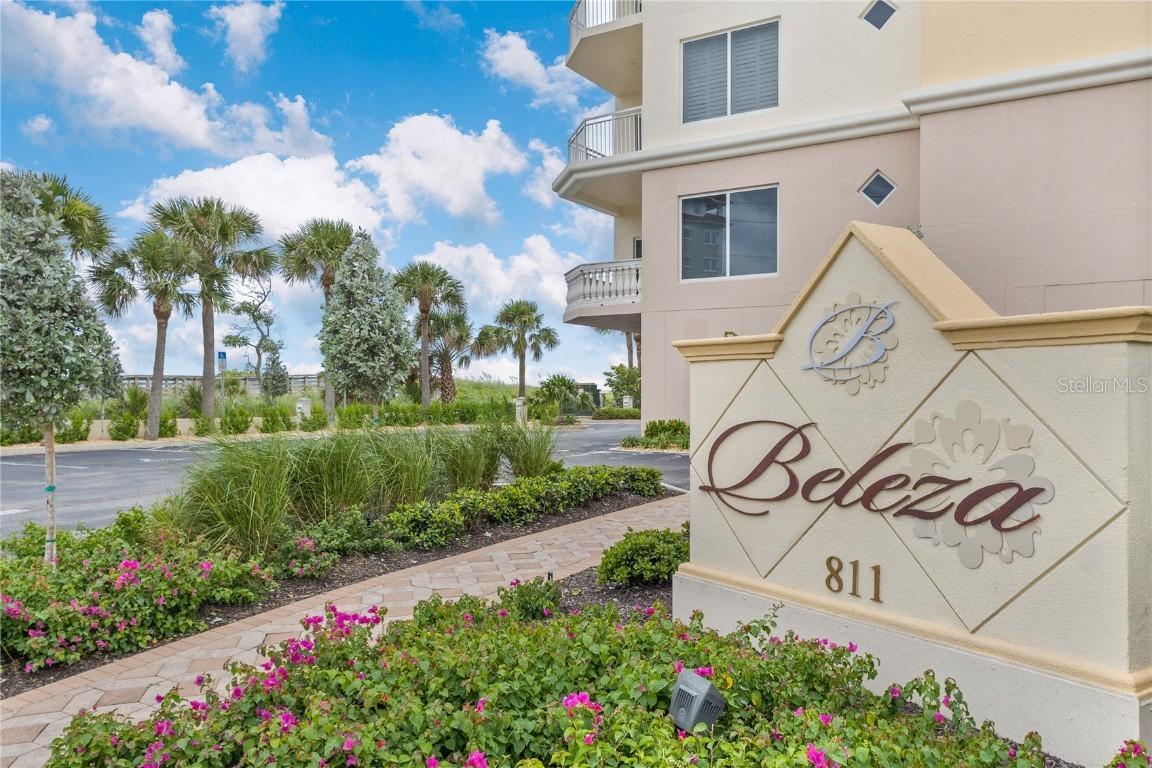 811 The Esplanade #302, Venice, FL 34285