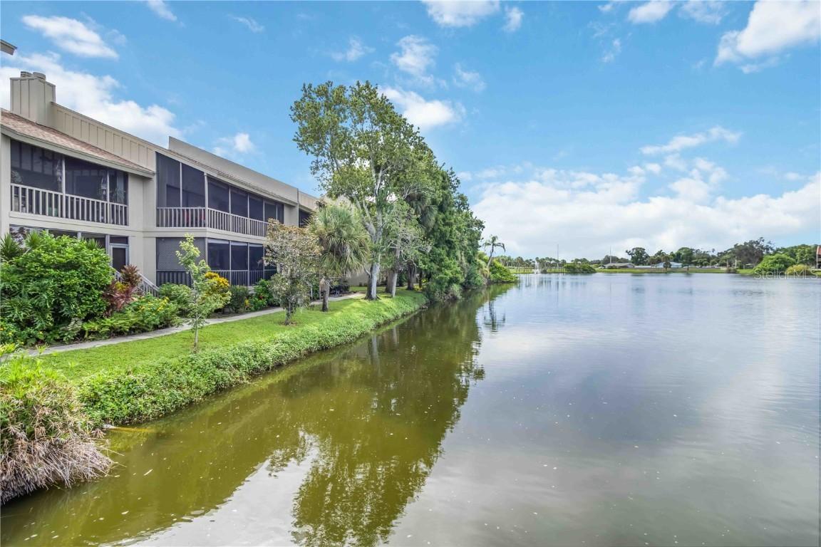 5345 Lake Arrowhead Tr. #12, Sarasota, FL 34231