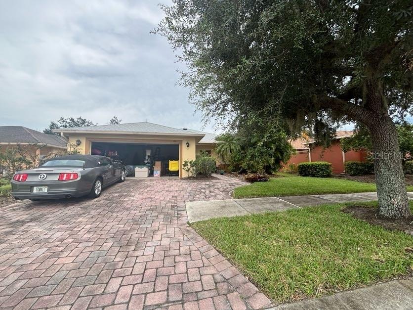 106 Vista Dr., Kissimmee, FL 34759