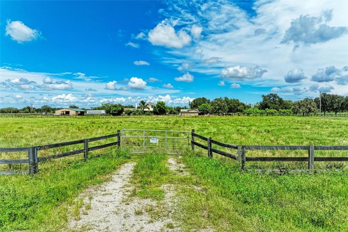 23221 63rd Ave., Bradenton, FL 34211