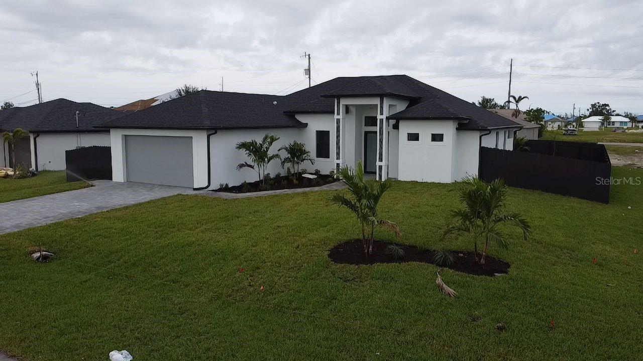 21 NW 7th St., Cape Coral, FL 33993
