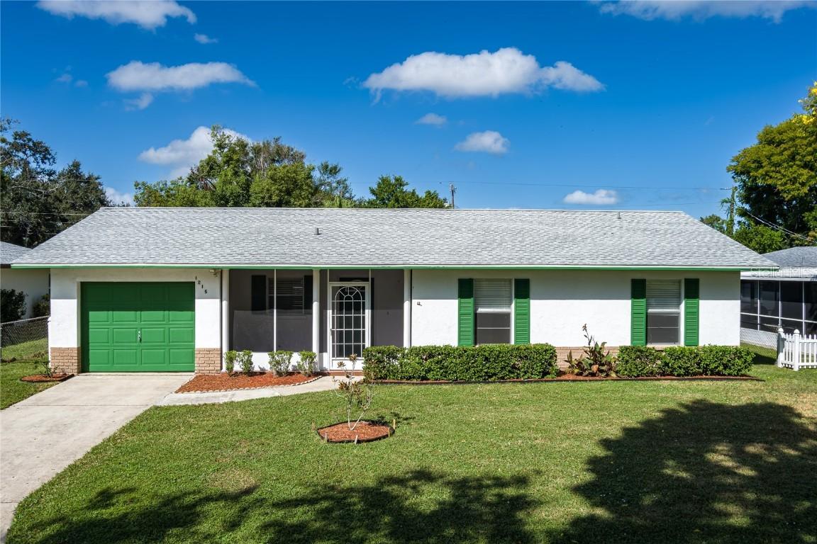 1215 20th Ave., Palmetto, FL 34221