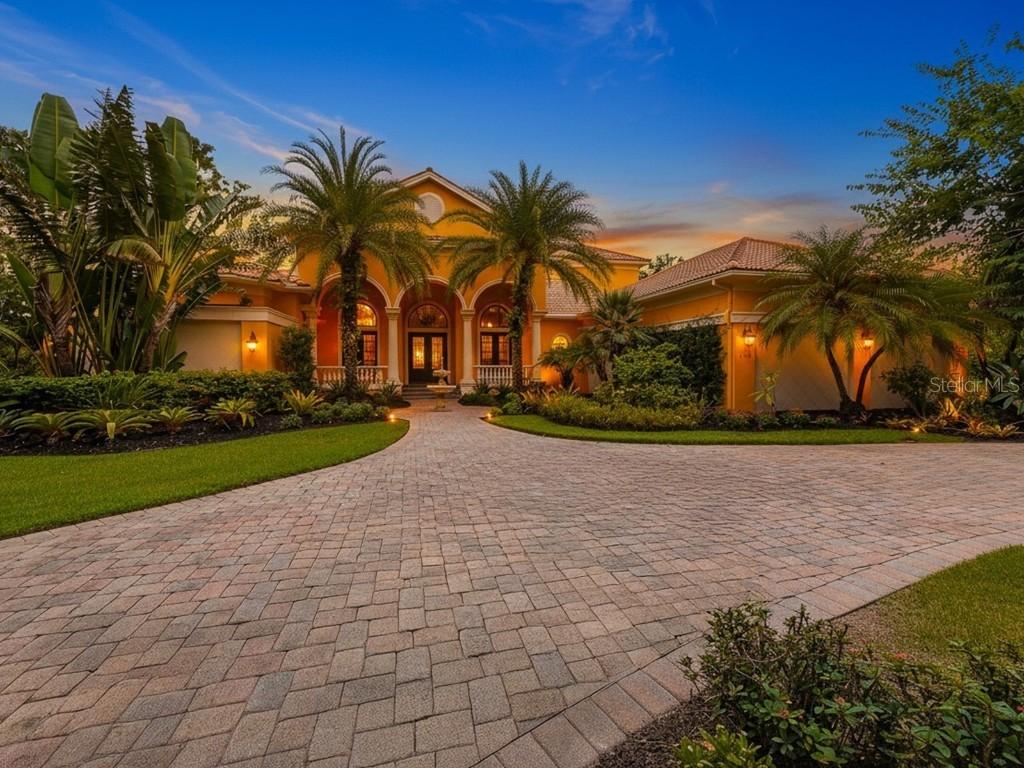 8305 Farington Ct., Bradenton, FL 34202