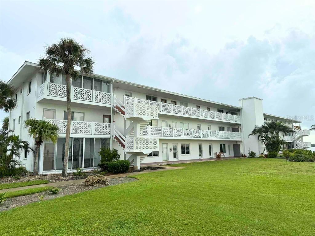 765 John Ringling Blvd. #32, Sarasota, FL 34236