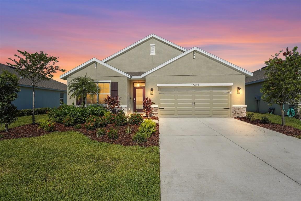 17415 Harvest Moon Way, Bradenton, FL 34211