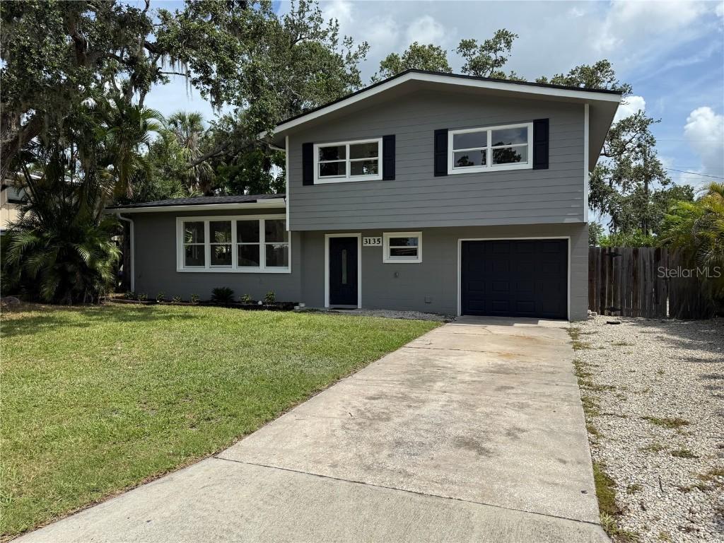 3135 Alta Vista St., Sarasota, FL 34237