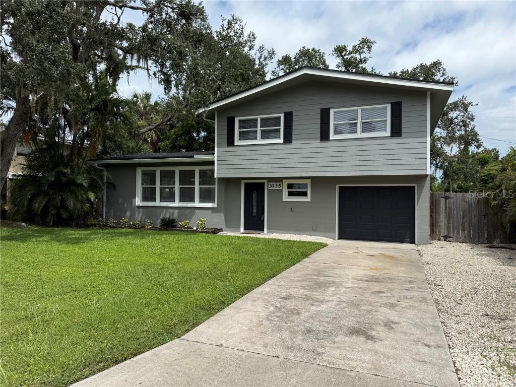 3135 Alta Vista St., Sarasota, FL 34237
