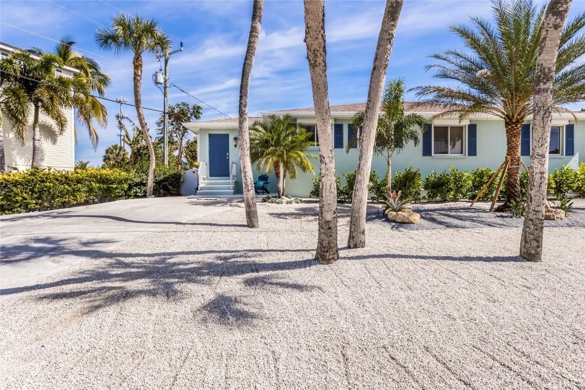 5701 Holmes Blvd. #B, Holmes Beach, FL 34217