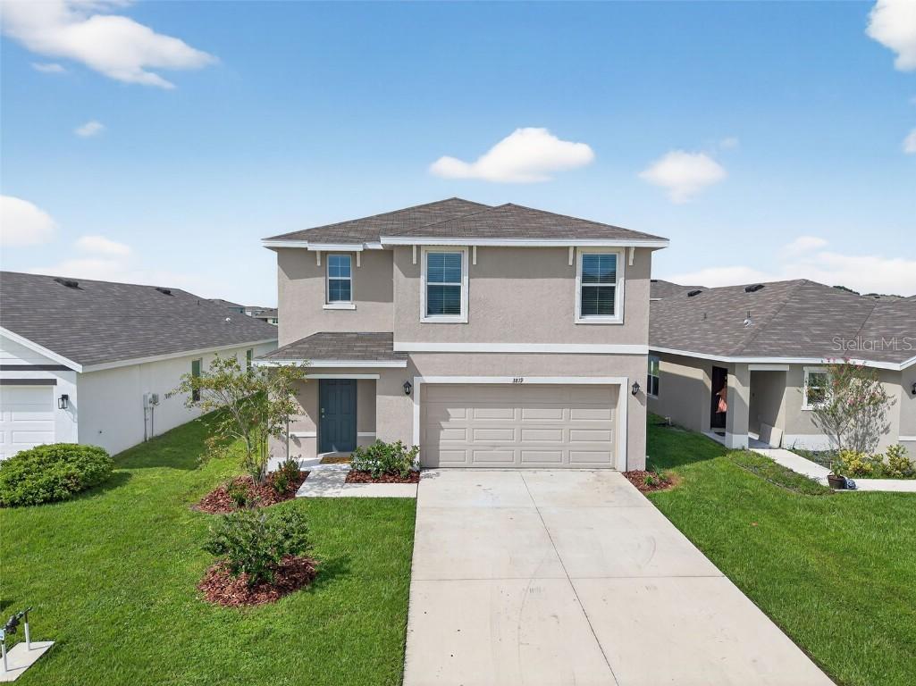3819 Mannered Gold Ave., Bradenton, FL 34208