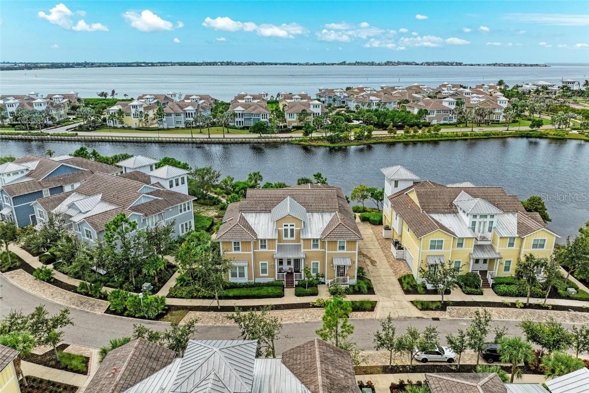 258 Sapphire Lake Dr. #202, Bradenton, FL 34209