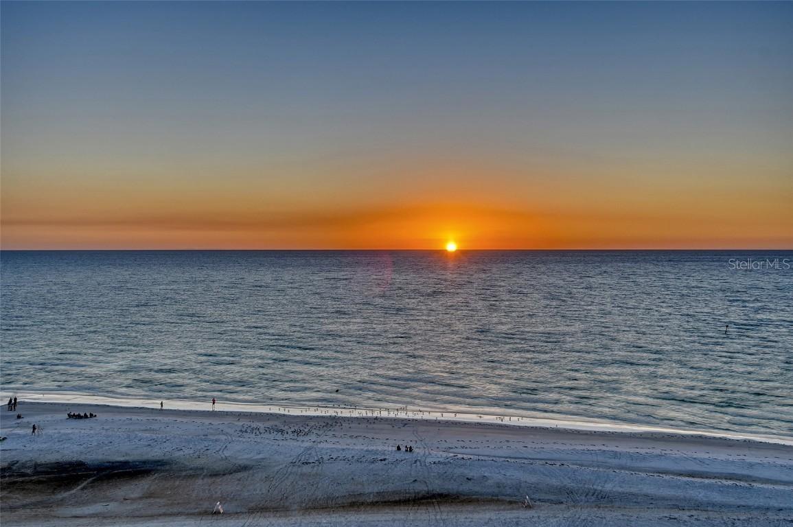 19 Whispering Sands Dr. #1105, Sarasota, FL 34242