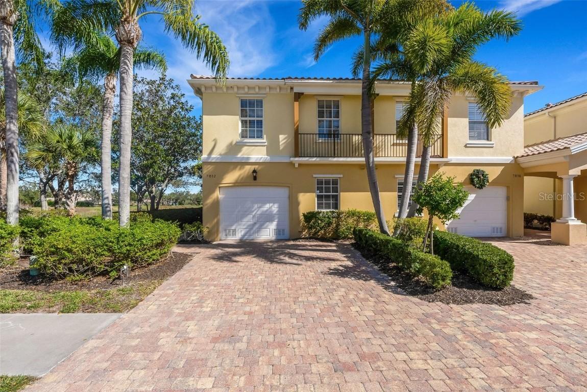 7812 Bergamo Ave., Sarasota, FL 34238