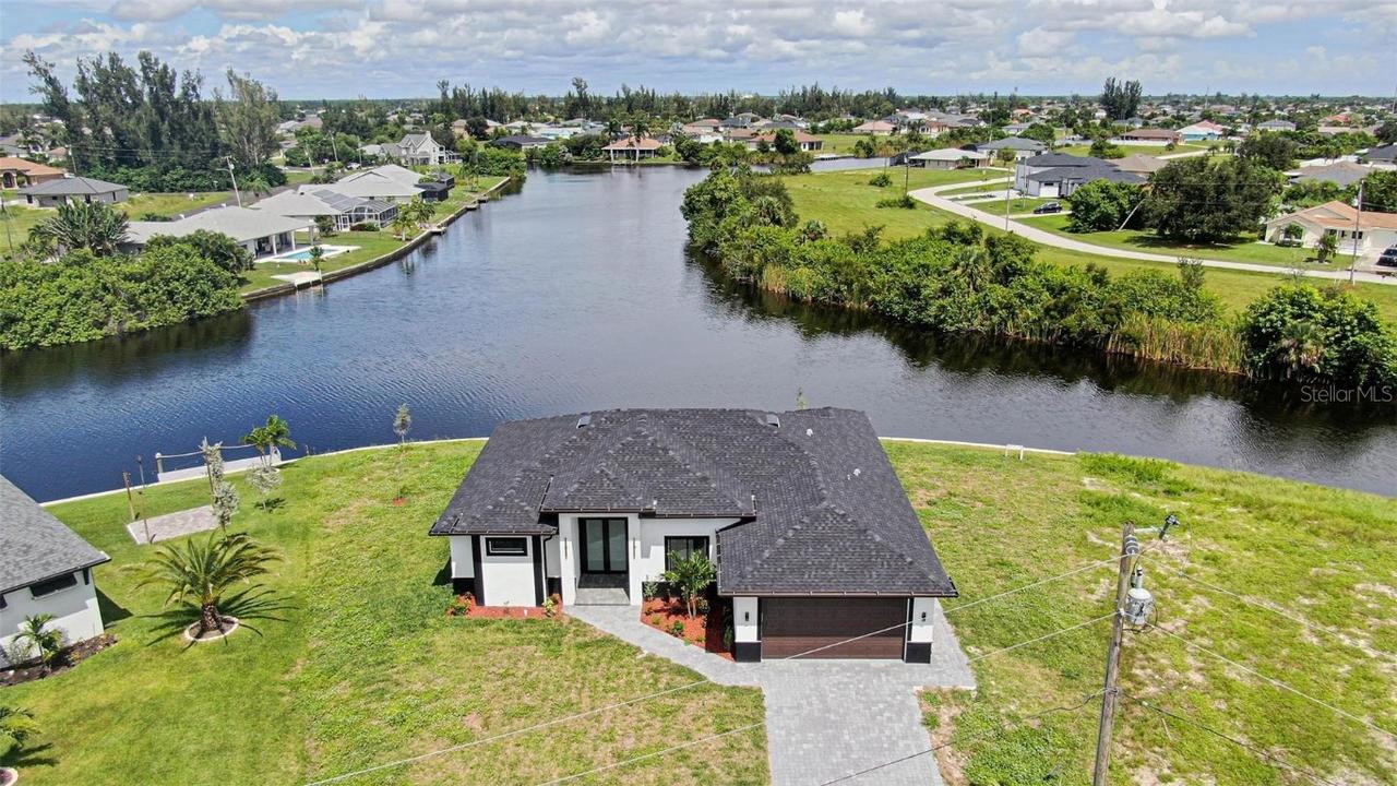 829 NW 29th Ave., Cape Coral, FL 33993