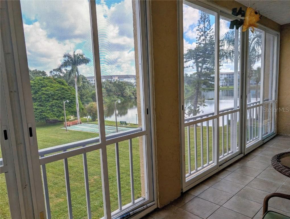 3589 Lake Bayshore Dr. #J-303, Bradenton, FL 34205