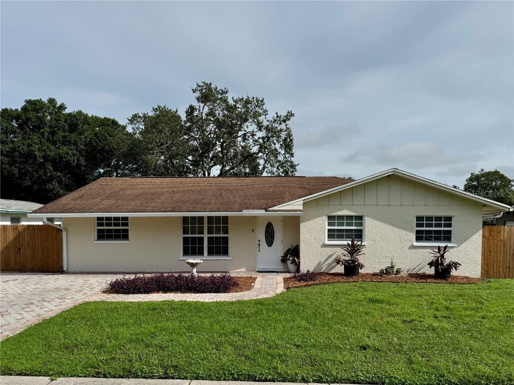 5337 Colewood Pl., Sarasota, FL 34232