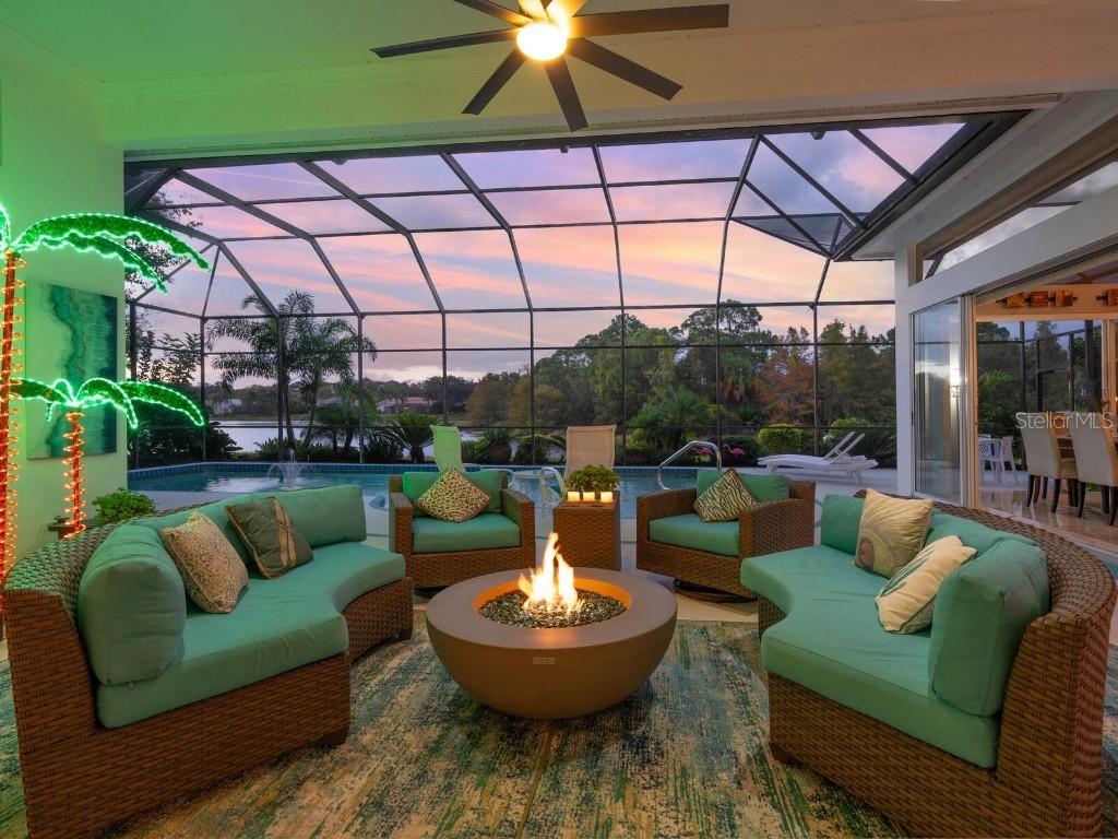 8687 Woodbriar Dr., Sarasota, FL 34238