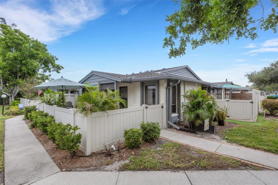 2922 29th Ave., Bradenton, FL 34205