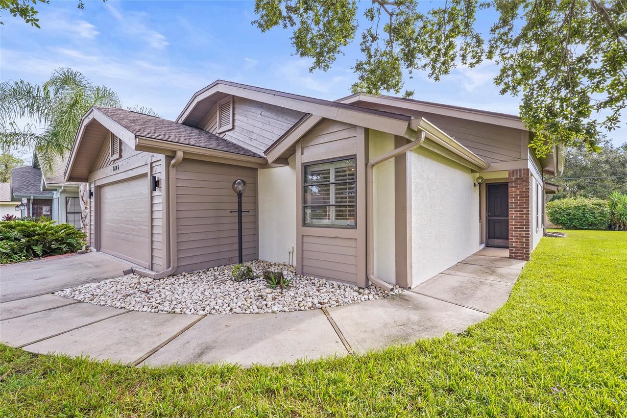 7845 Pine Trace Dr., Sarasota, FL 34243